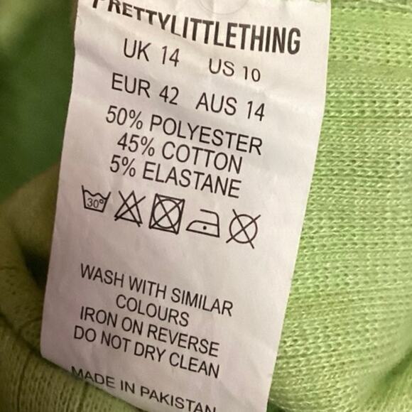 Pretty Little Thing Green Rib Double Zip Collared Short Sleeve Polo Crop Top 10 - Picture 4 of 4